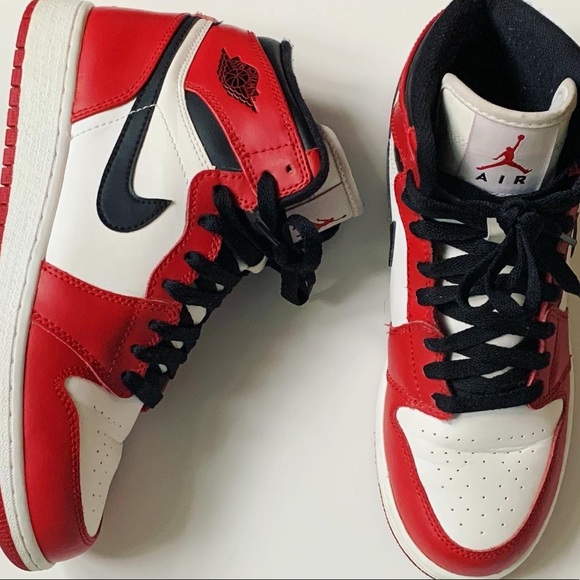Air Jordan 1 Retro High Chicago 2013 - Picture 4 of 8